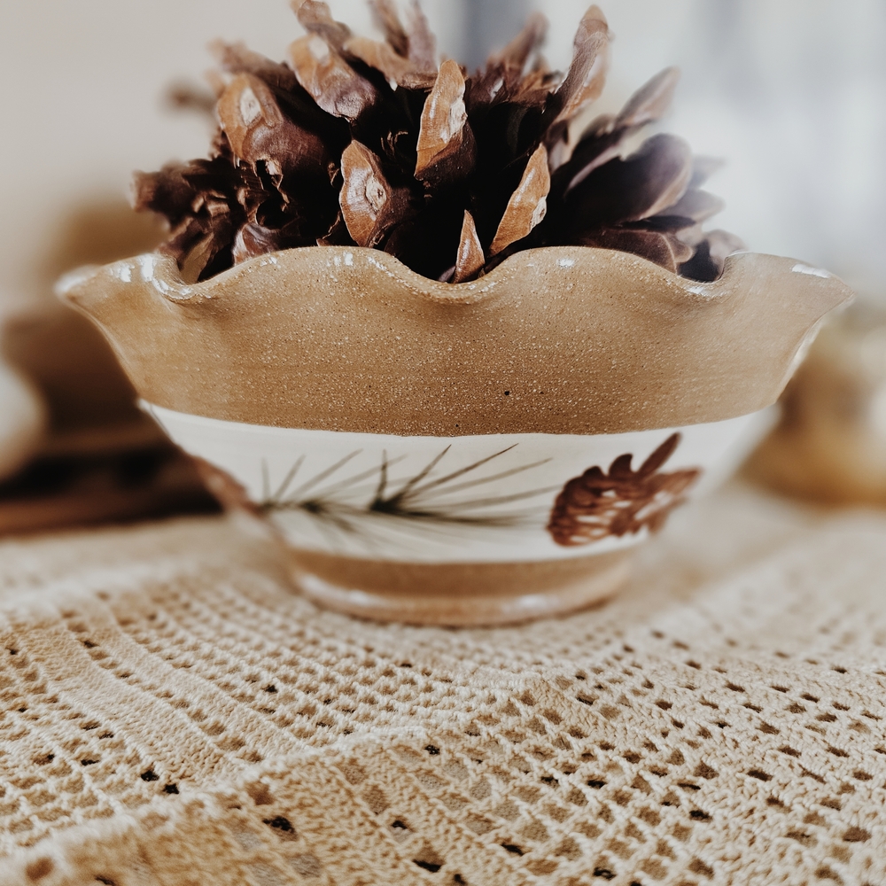 Vintage Mill Creek Stoneware Scalloped Brown Pottery Bowl - Picture 3 of 5